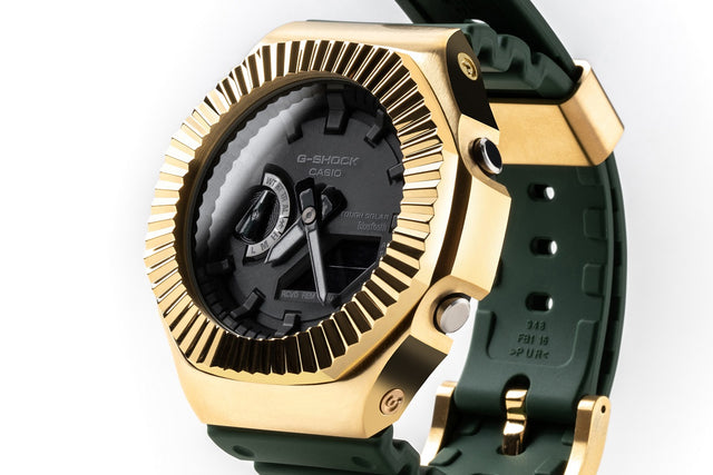 The Grand GA2100 Radial Metal Bezel - Gold